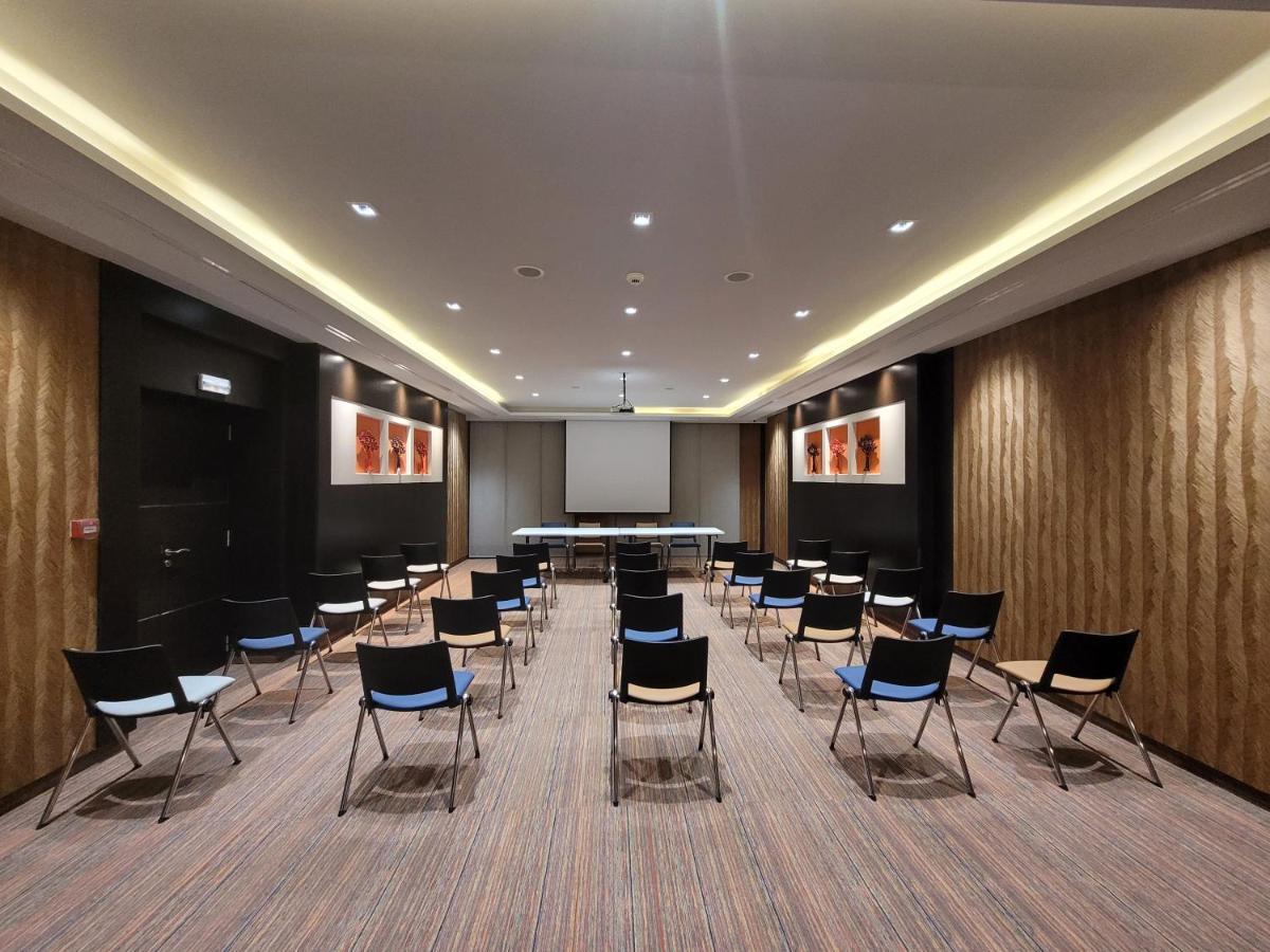 Tiba Hotel Tunis